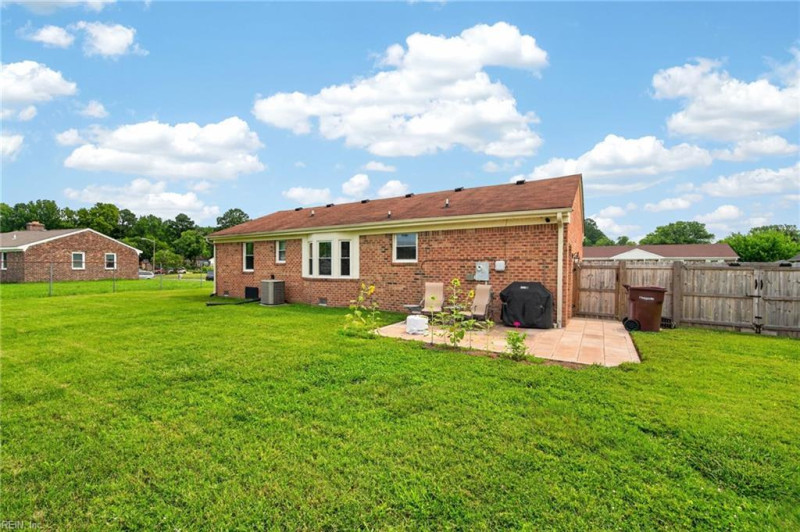 Photo 21 of 23 residential for sale in Chesapeake virginia Photo 21 of 23 residential for sale in Chesapeake virginia