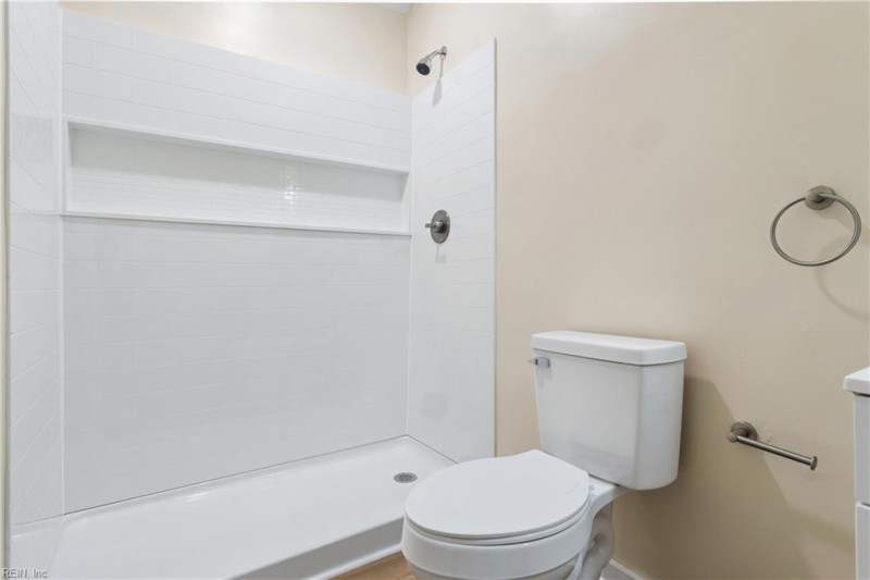 Photo 20 of 39 residential for sale in Newport News virginia