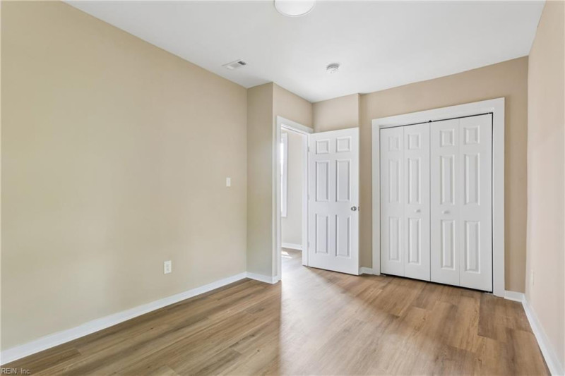 Photo 25 of 39 residential for sale in Newport News virginia