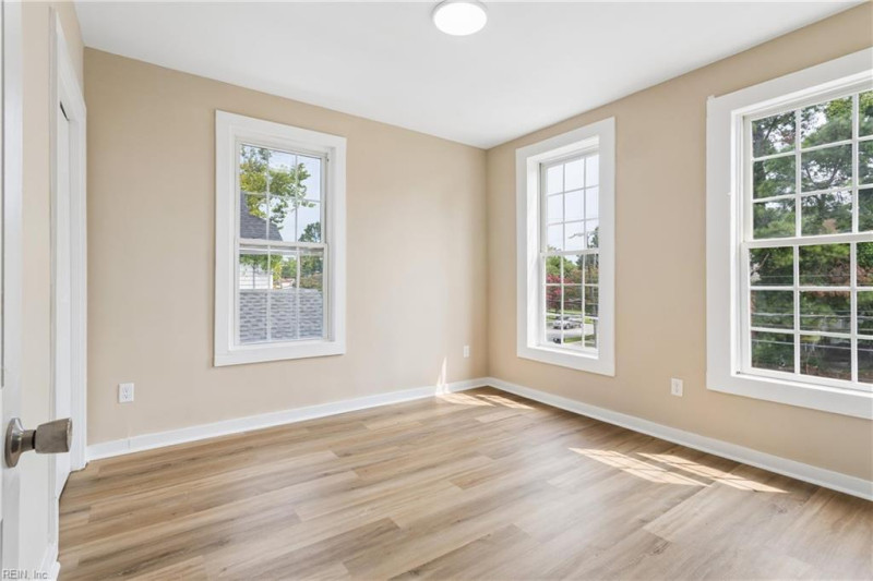 Photo 32 of 39 residential for sale in Newport News virginia