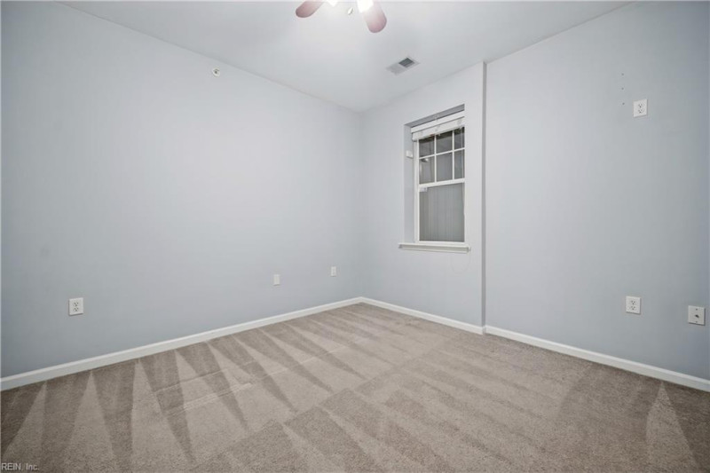 Photo 12 of 43 residential for sale in Virginia Beach virginia