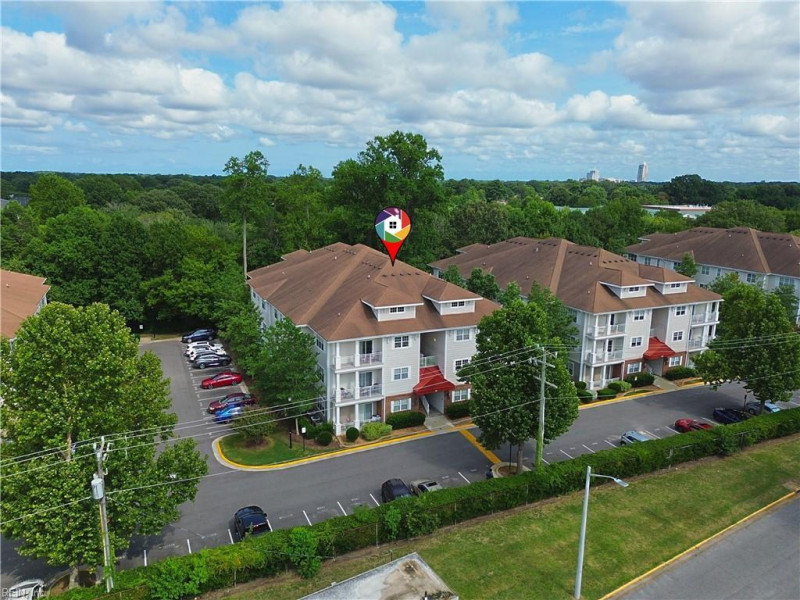 Photo 26 of 43 residential for sale in Virginia Beach virginia
