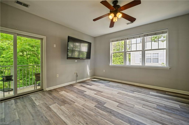 Photo 6 of 43 residential for sale in Virginia Beach virginia