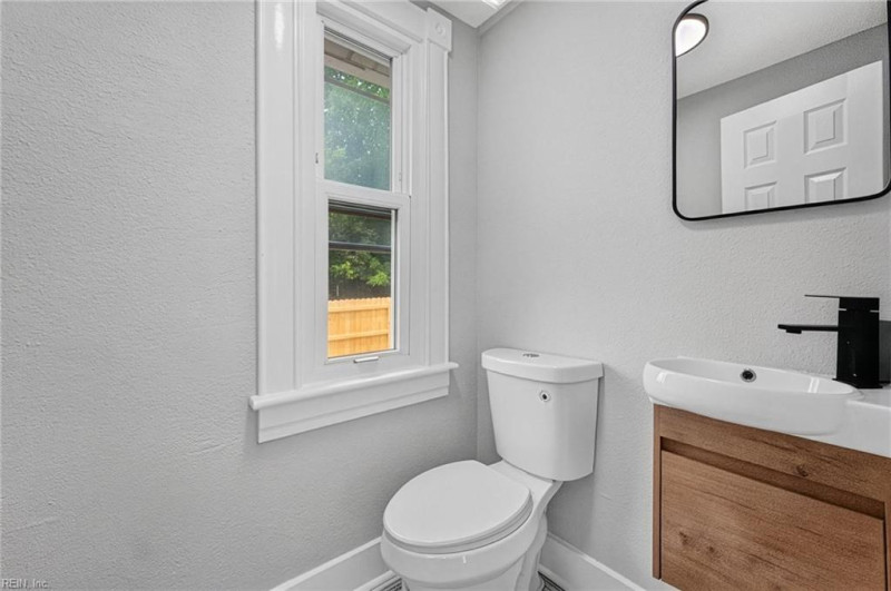 Photo 18 of 41 residential for sale in Norfolk virginia Photo 18 of 41 residential for sale in Norfolk virginia