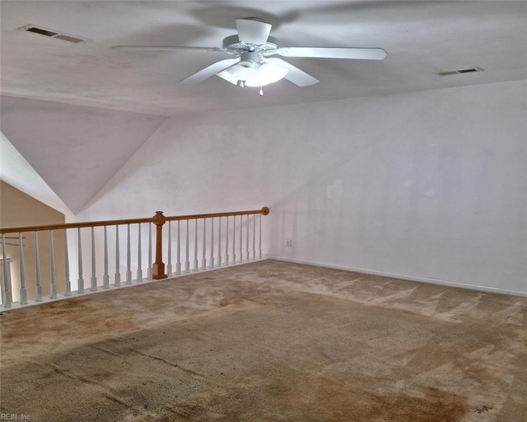Photo 12 of 18 residential for sale in Portsmouth virginia
