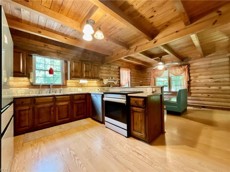 Photo 9 of 48 residential for sale in Moyock virginia Photo 9 of 48 residential for sale in Moyock virginia