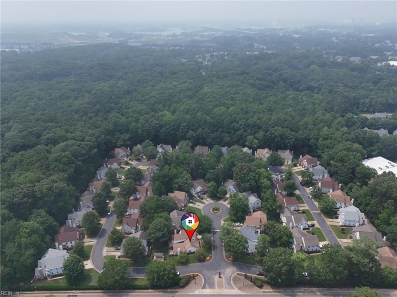 Photo 23 of 32 residential for sale in Chesapeake virginia