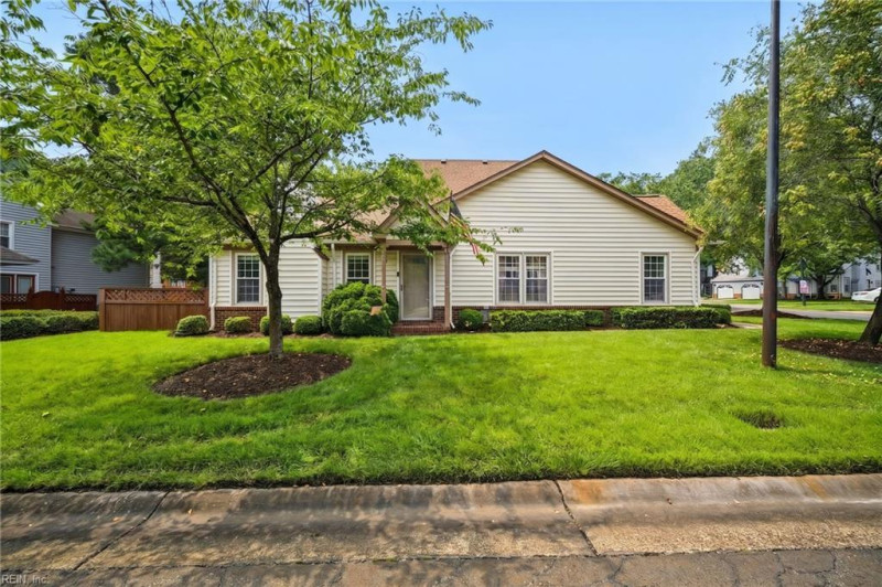 Photo 30 of 32 residential for sale in Chesapeake virginia