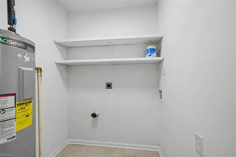 Photo 15 of 29 residential for sale in Hampton virginia
