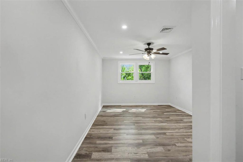 Photo 16 of 29 residential for sale in Hampton virginia