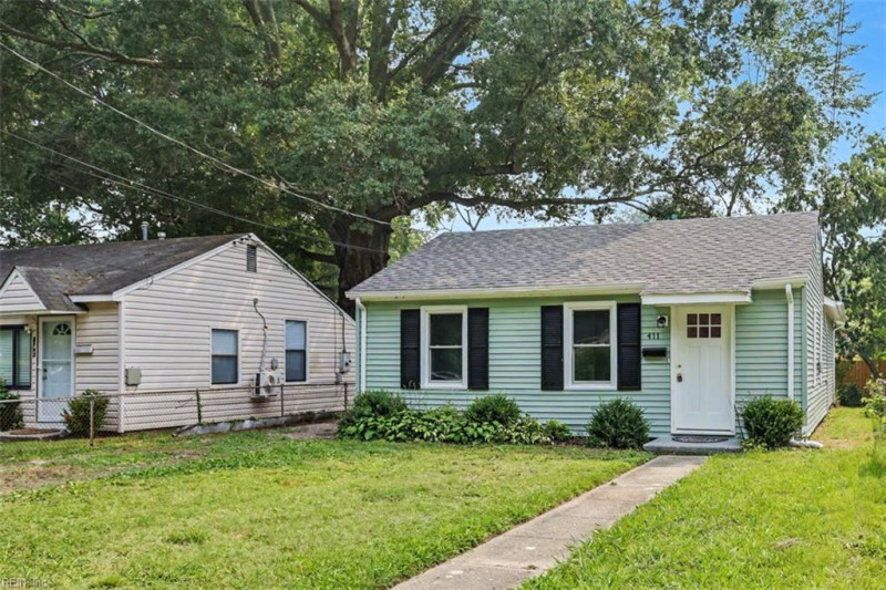 Photo 2 of 29 residential for sale in Hampton virginia