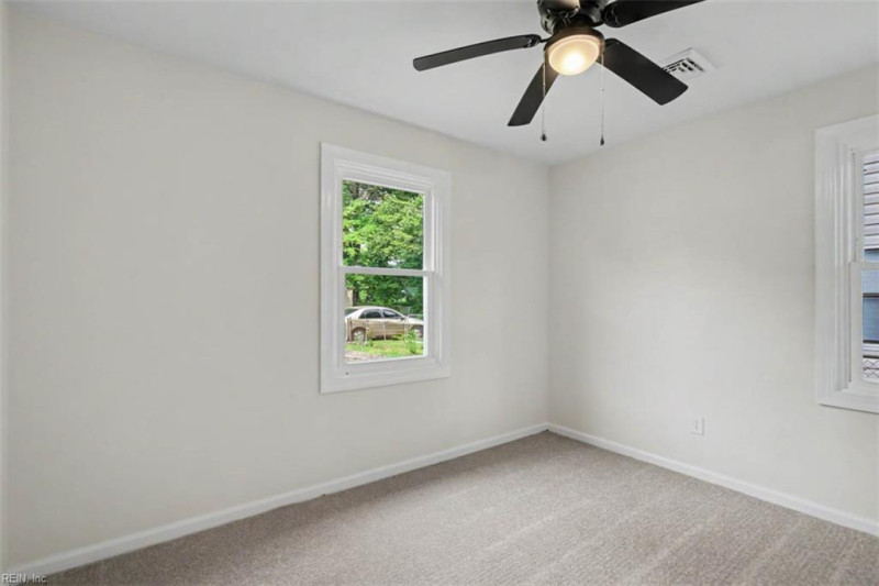 Photo 22 of 29 residential for sale in Hampton virginia