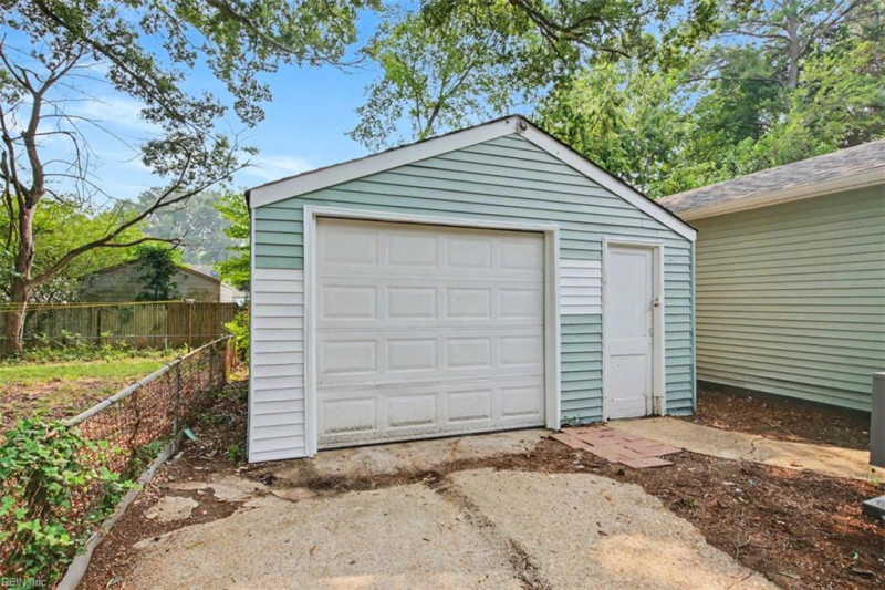 Photo 27 of 29 residential for sale in Hampton virginia