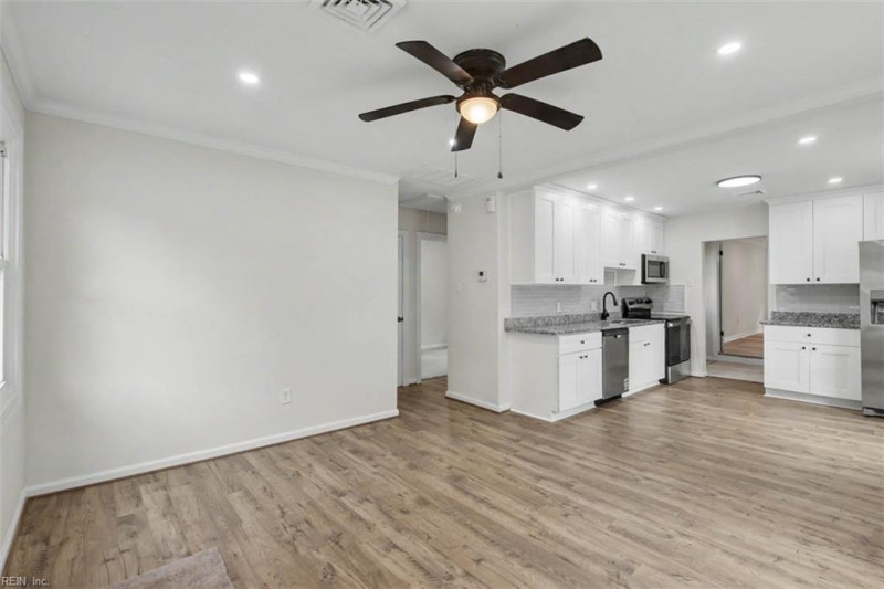 Photo 6 of 29 residential for sale in Hampton virginia