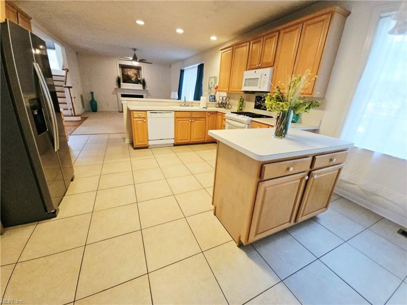 Photo 12 of 49 residential for sale in Chesapeake virginia Photo 12 of 49 residential for sale in Chesapeake virginia