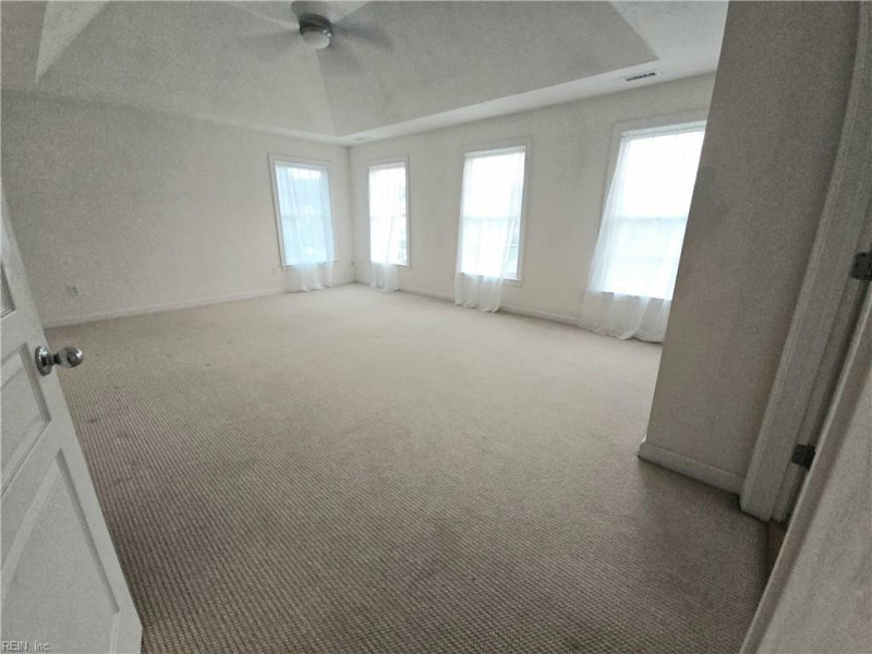 Photo 23 of 49 residential for sale in Chesapeake virginia Photo 23 of 49 residential for sale in Chesapeake virginia