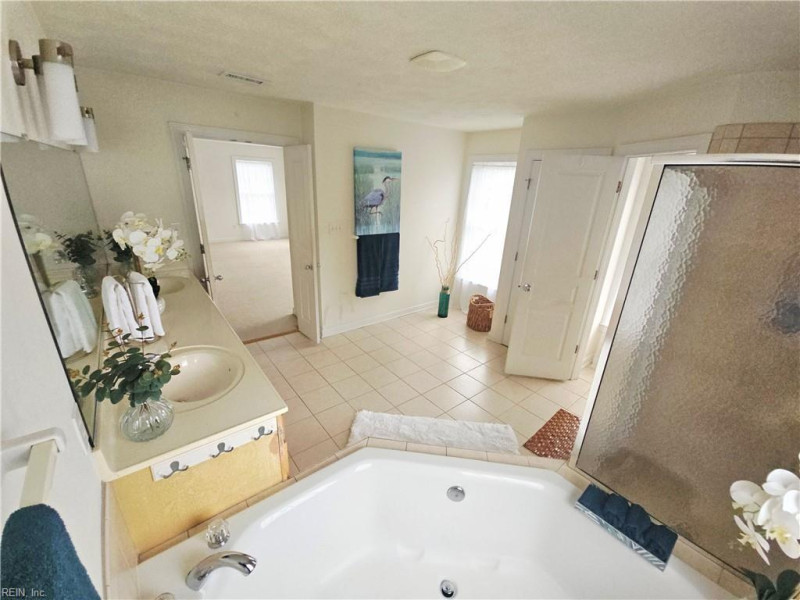 Photo 27 of 49 residential for sale in Chesapeake virginia Photo 27 of 49 residential for sale in Chesapeake virginia