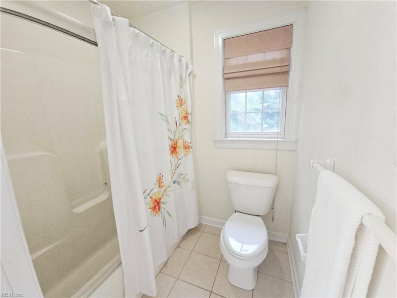Photo 35 of 49 residential for sale in Chesapeake virginia Photo 35 of 49 residential for sale in Chesapeake virginia