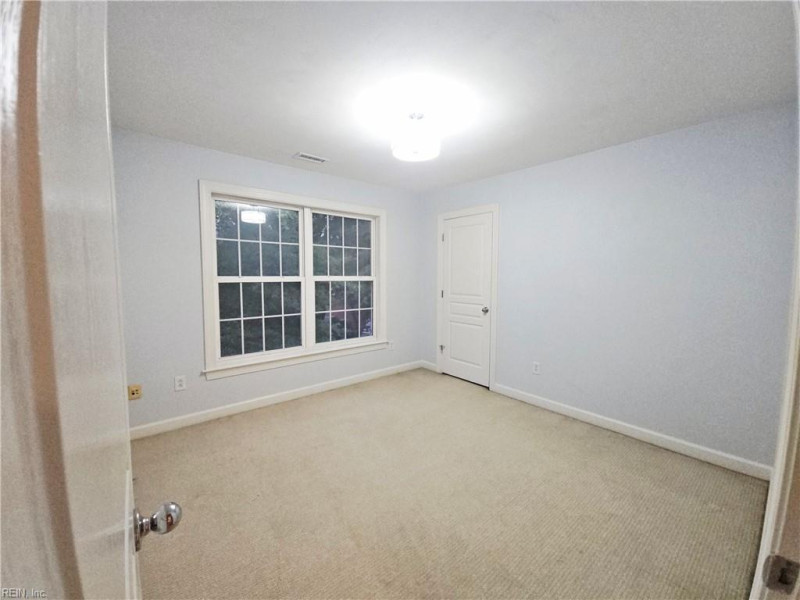 Photo 36 of 49 residential for sale in Chesapeake virginia Photo 36 of 49 residential for sale in Chesapeake virginia