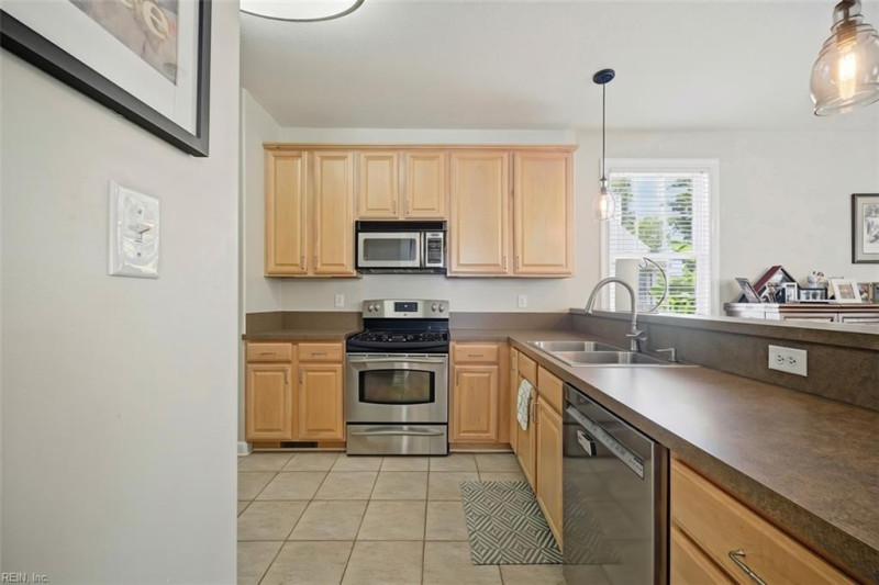 Photo 6 of 37 residential for sale in Virginia Beach virginia Photo 6 of 37 residential for sale in Virginia Beach virginia