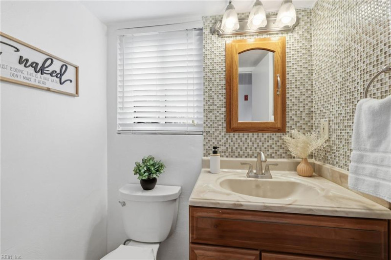 Photo 23 of 39 residential for sale in Virginia Beach virginia