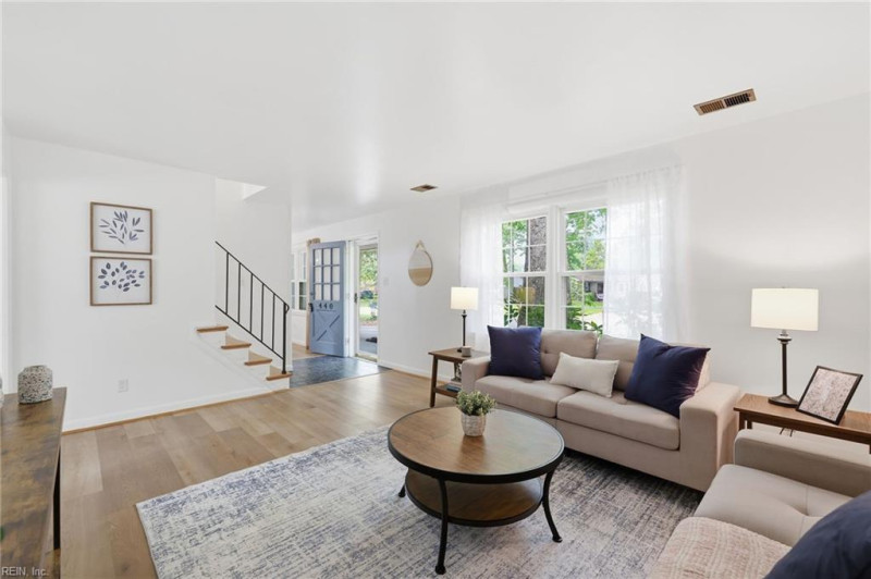 Photo 9 of 39 residential for sale in Virginia Beach virginia