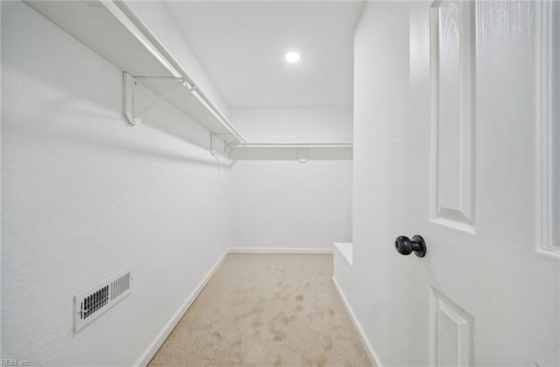 Photo 32 of 35 residential for sale in Portsmouth virginia