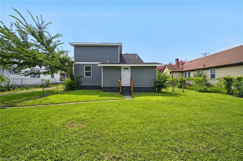 Photo 33 of 35 residential for sale in Portsmouth virginia