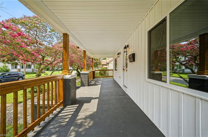 Photo 6 of 35 residential for sale in Portsmouth virginia