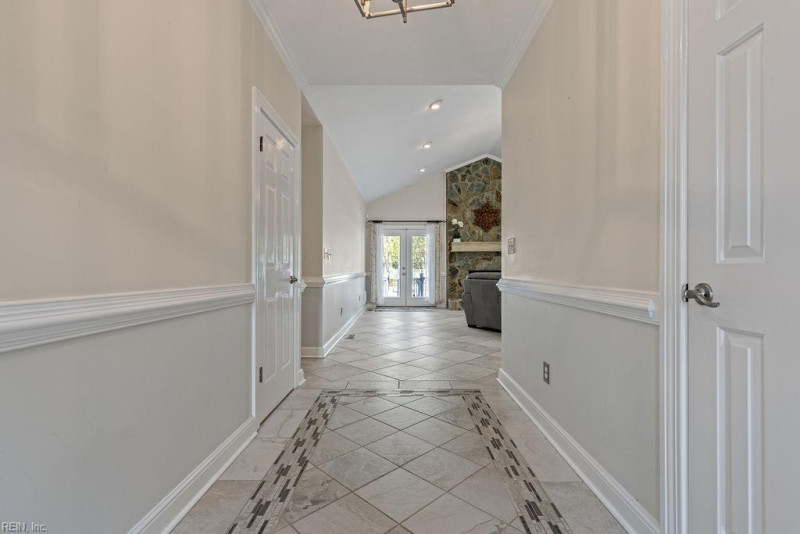 Photo 5 of 50 residential for sale in Franklin virginia