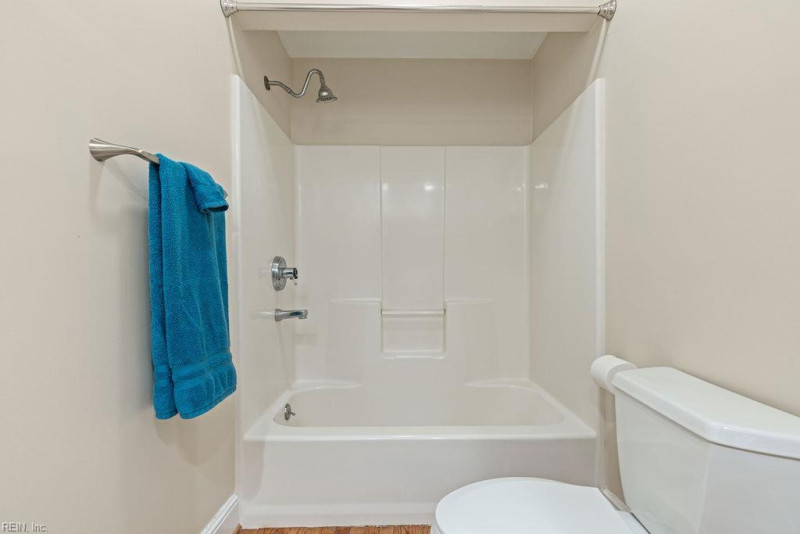 Photo 6 of 50 residential for sale in Franklin virginia