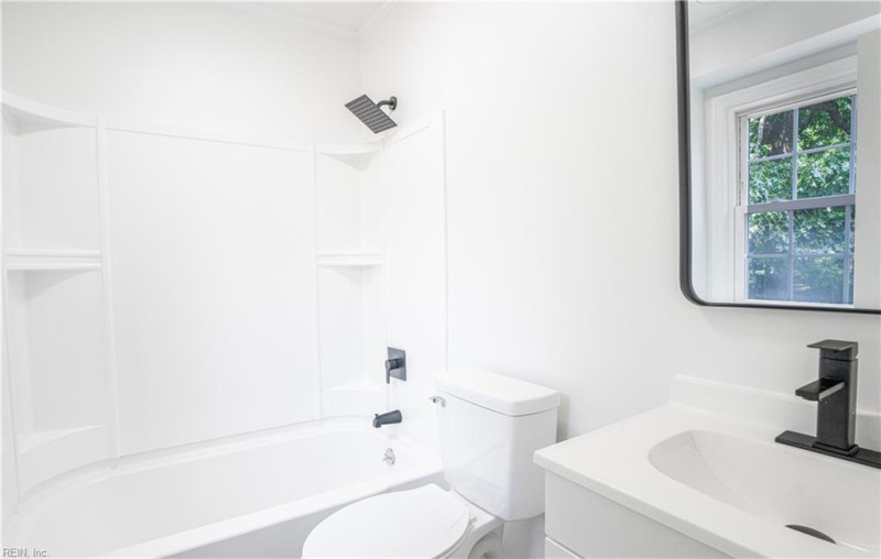Photo 12 of 22 residential for sale in Newport News virginia
