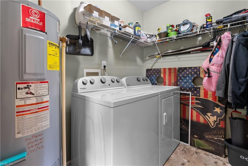 Photo 17 of 42 residential for sale in Chesapeake virginia