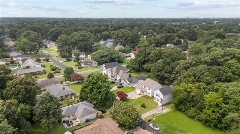 Photo 41 of 42 residential for sale in Chesapeake virginia