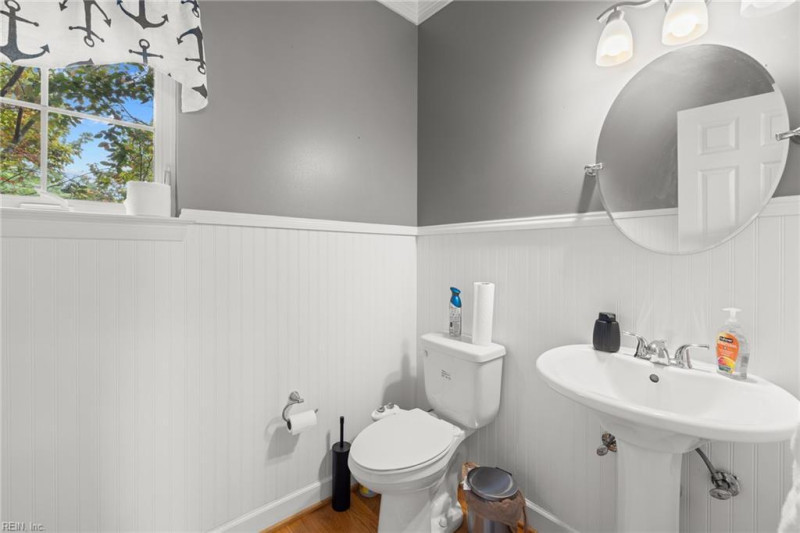Photo 21 of 50 residential for sale in Virginia Beach virginia
