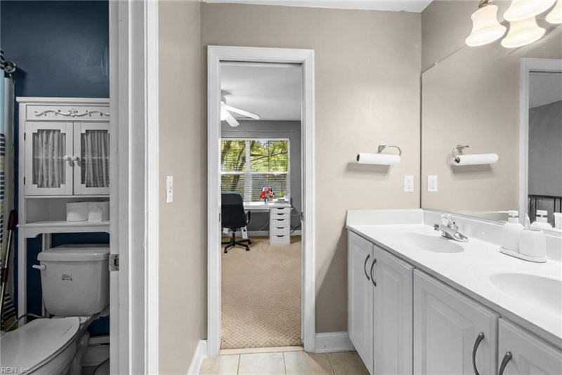 Photo 34 of 50 residential for sale in Virginia Beach virginia