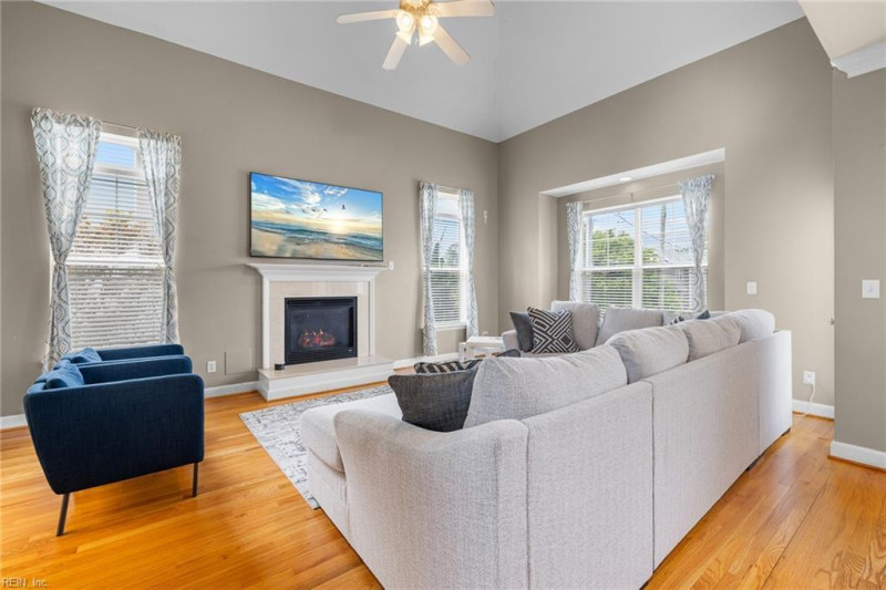 Photo 9 of 50 residential for sale in Virginia Beach virginia