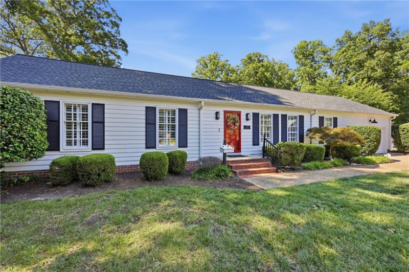 Photo 5 of 49 residential for sale in Newport News virginia Photo 5 of 49 residential for sale in Newport News virginia