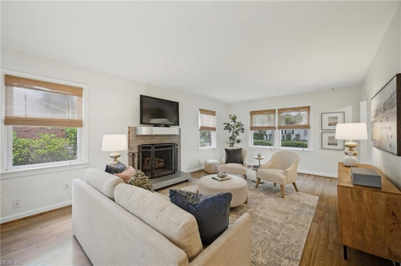 Photo 10 of 50 residential for sale in Virginia Beach virginia