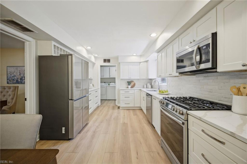 Photo 16 of 50 residential for sale in Virginia Beach virginia