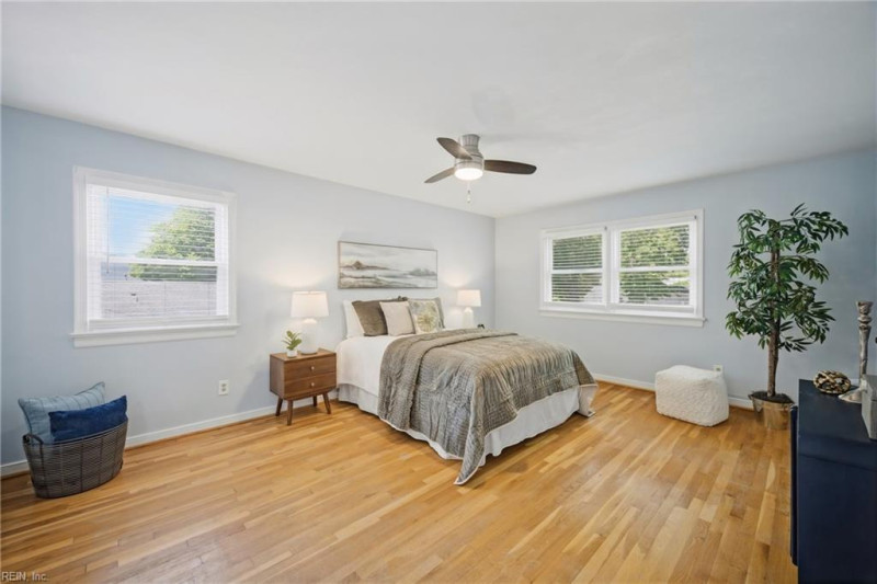 Photo 35 of 50 residential for sale in Virginia Beach virginia