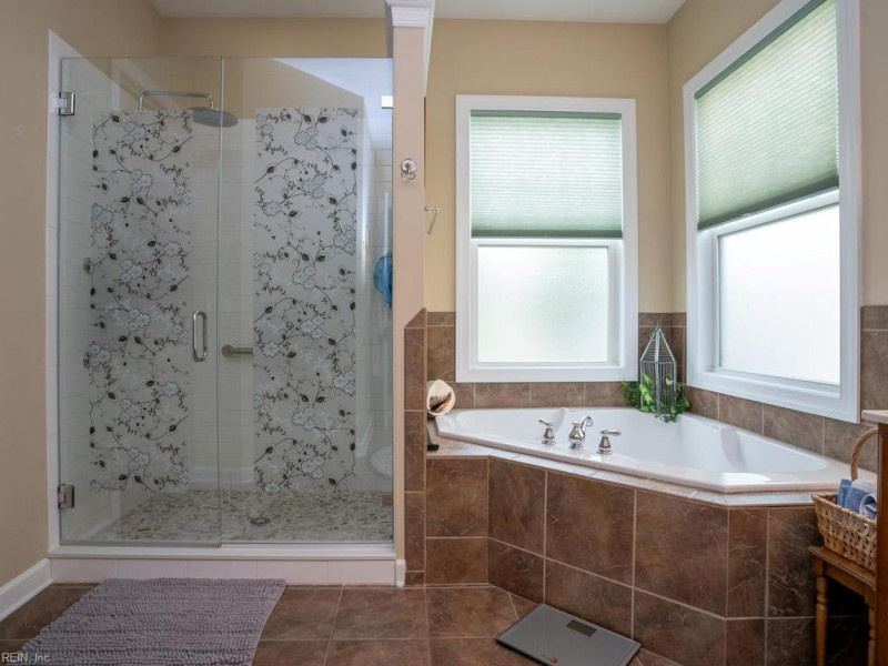 Photo 21 of 29 residential for sale in Chesapeake virginia