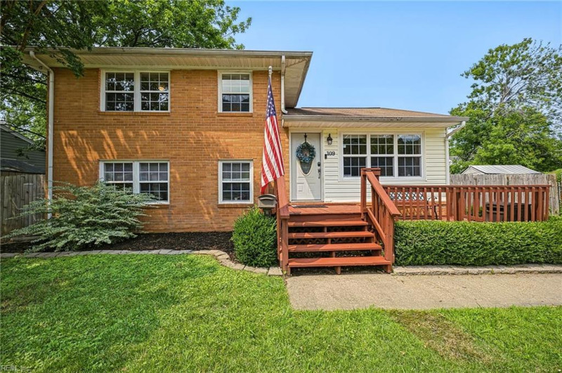 Photo 3 of 42 residential for sale in Hampton virginia Photo 3 of 42 residential for sale in Hampton virginia
