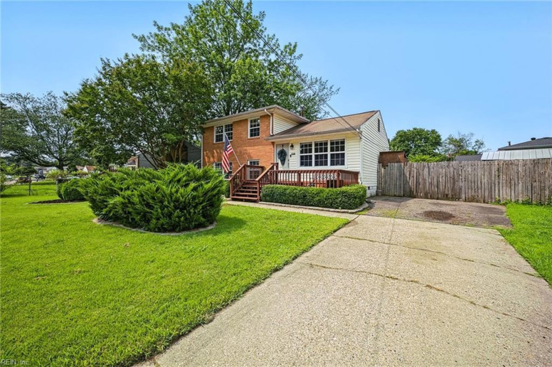 Photo 4 of 42 residential for sale in Hampton virginia Photo 4 of 42 residential for sale in Hampton virginia