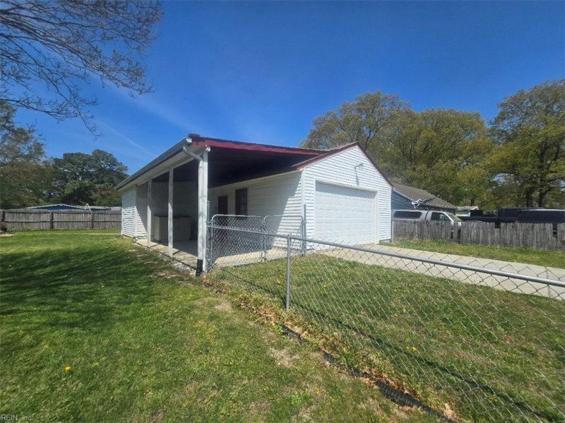 Photo 18 of 25 residential for sale in Chesapeake virginia Photo 18 of 25 residential for sale in Chesapeake virginia