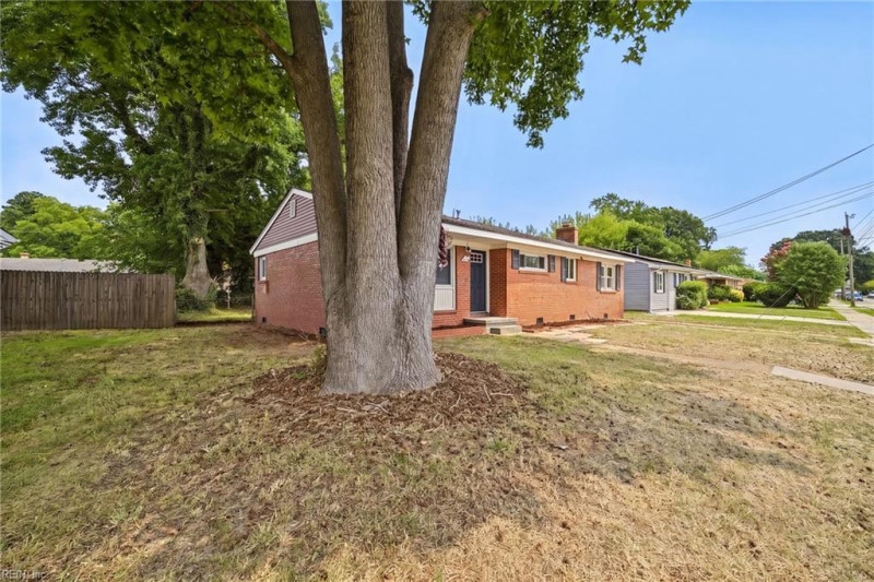 Photo 2 of 27 residential for sale in Norfolk virginia Photo 2 of 27 residential for sale in Norfolk virginia
