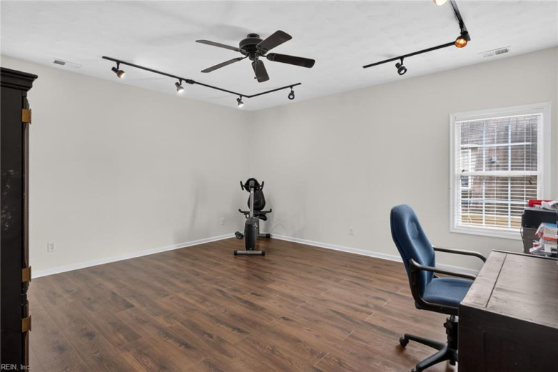 Photo 32 of 45 residential for sale in Suffolk virginia