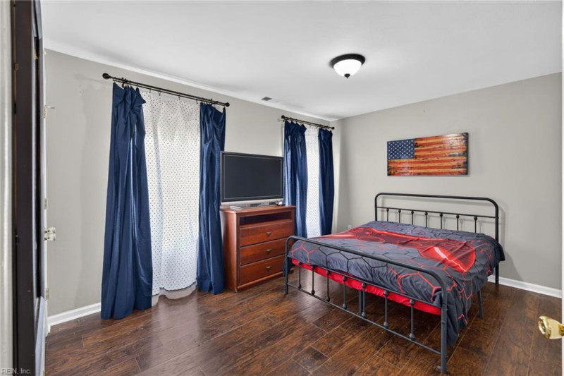 Photo 37 of 45 residential for sale in Suffolk virginia