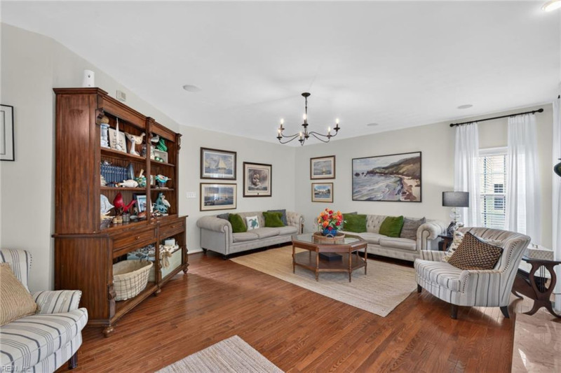Photo 6 of 45 residential for sale in Suffolk virginia