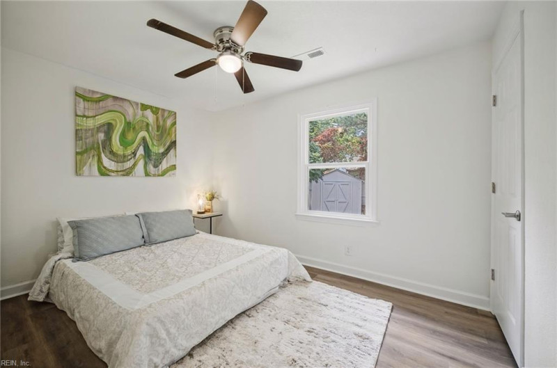 Photo 15 of 30 residential for sale in Portsmouth virginia